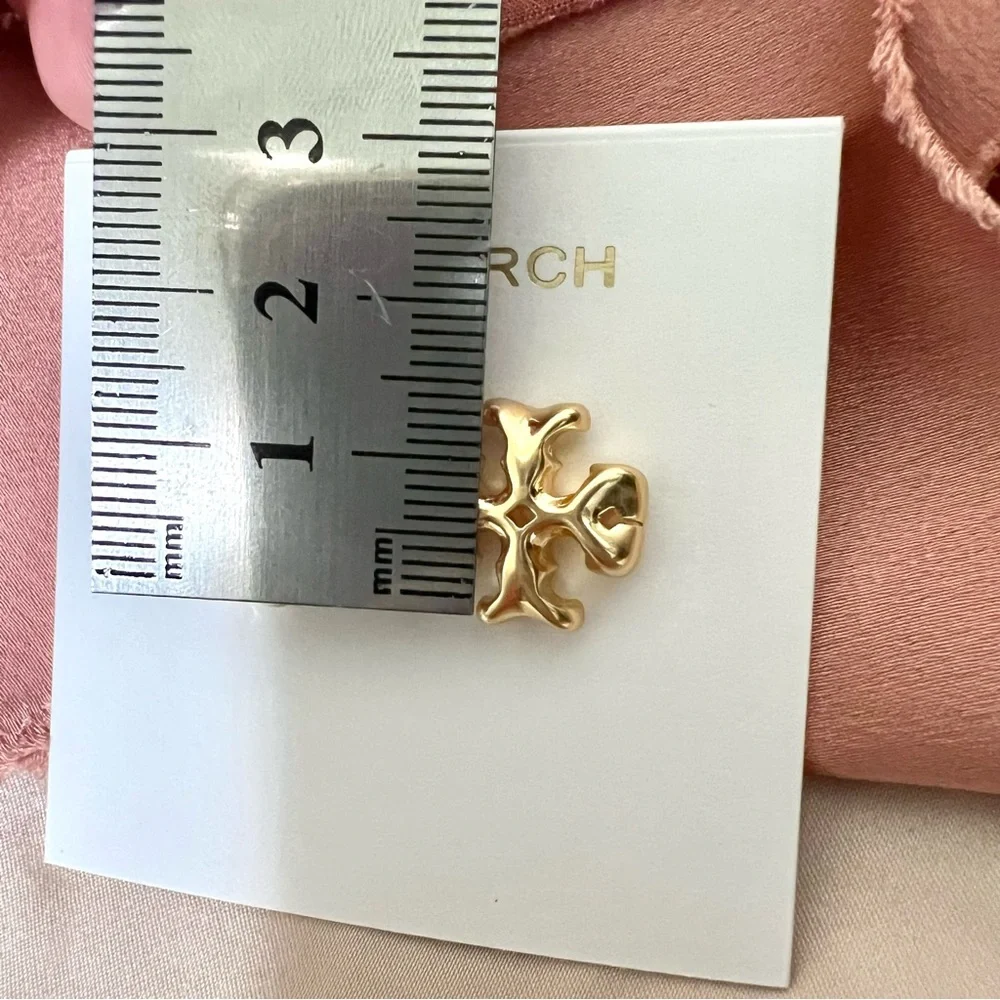 Tory Burch Logo Large Stud Earrings - Picture 5 of 5